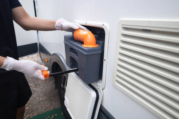 Best Luxury portable toilet rental  in Centreville, MI