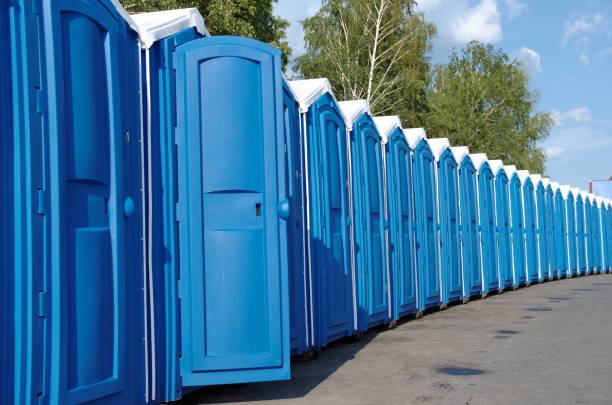 Portable Toilet Options We Offer in Centreville, MI